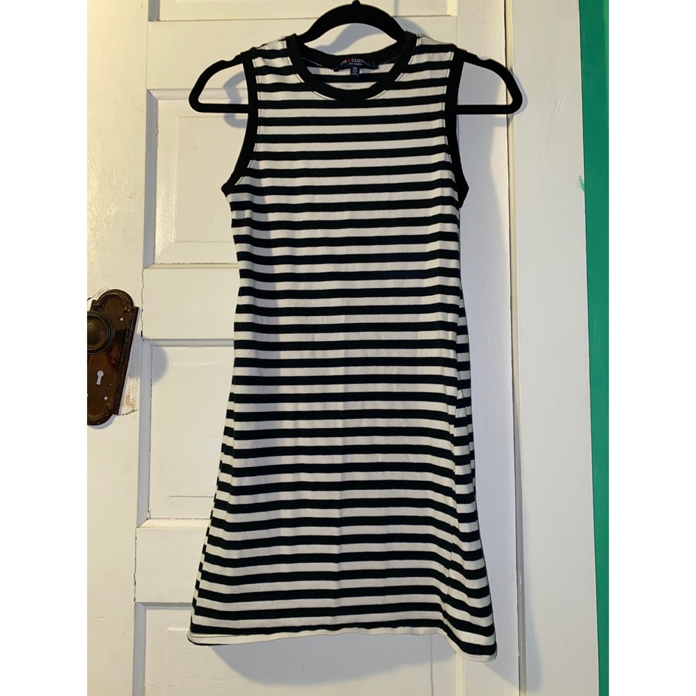One clothing black & white striped dress!